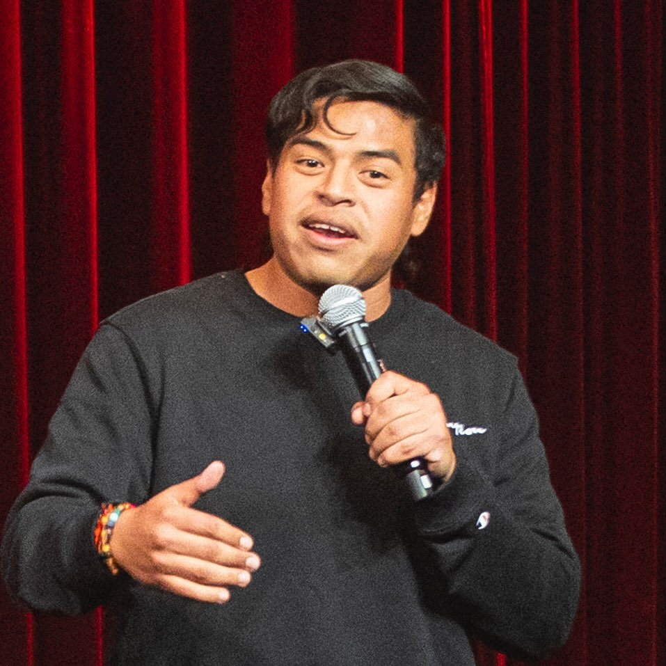 @guerococom – comediante Caiman Comedy Club